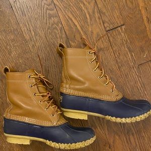 LL Bean Boots Women Size 8 Navy Blue & Tan 8” Waterproof Leather